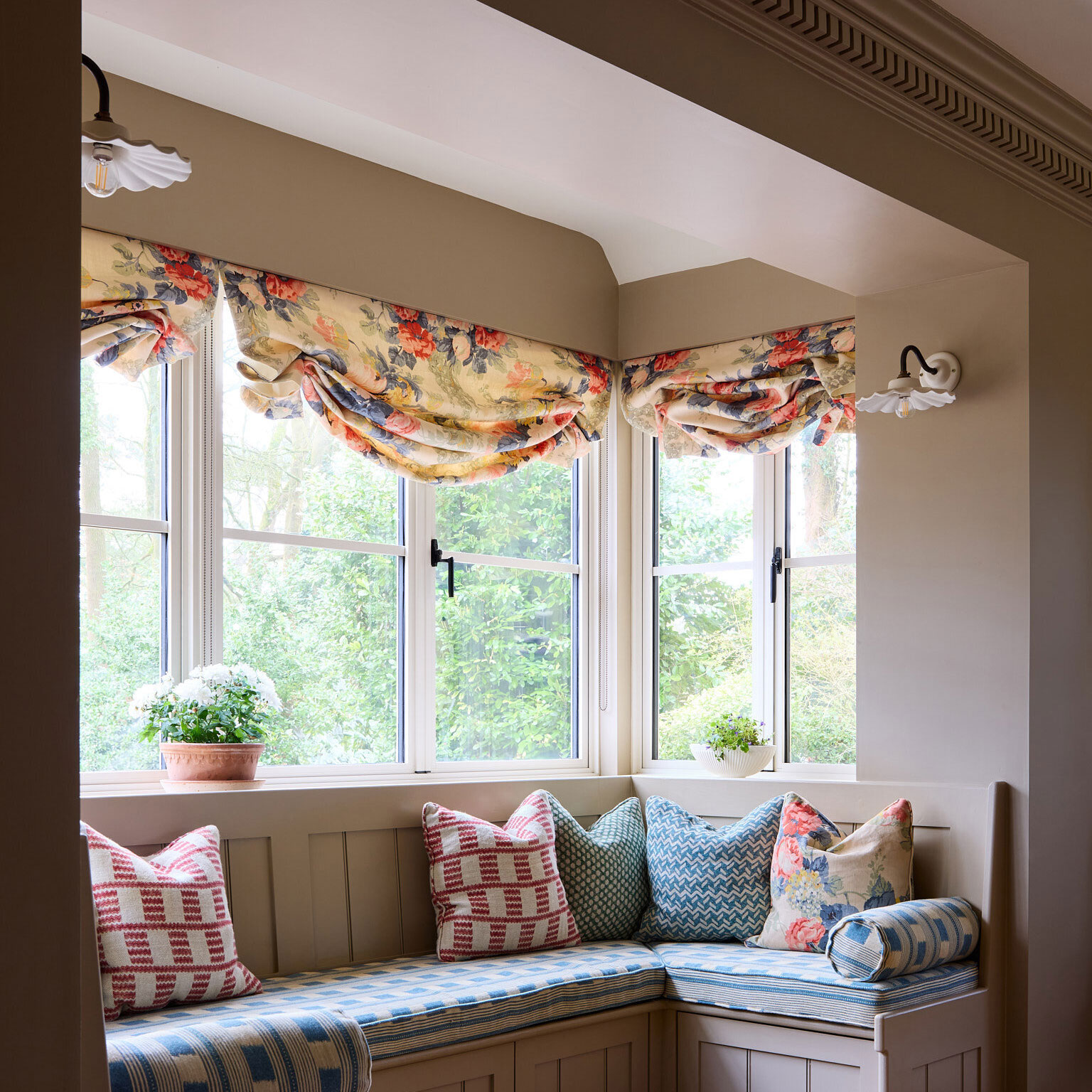 Bergholt Giselle Wall Light - Image 11