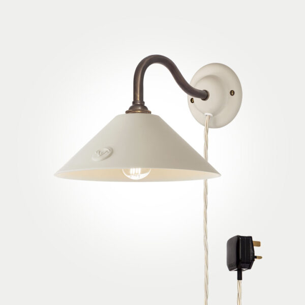 Bergholt Keats Plug-In Wall Light - Image 4