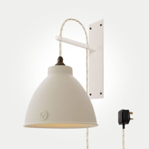 Flatford Bracket Plug-in with Bushes Grommets Only