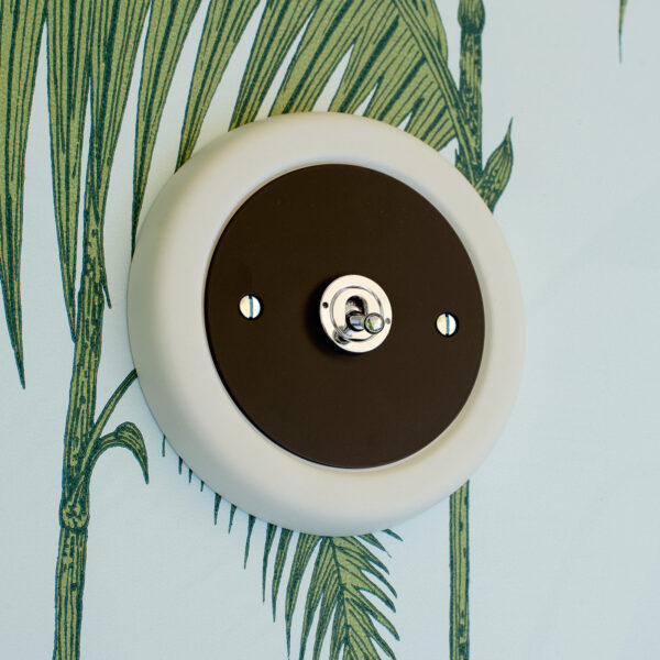 1 Gang Black Switch With Chrome Toggle - Image 5