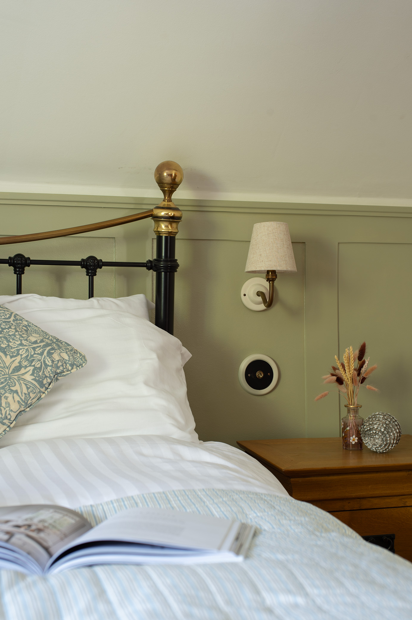 Bedroom-Light