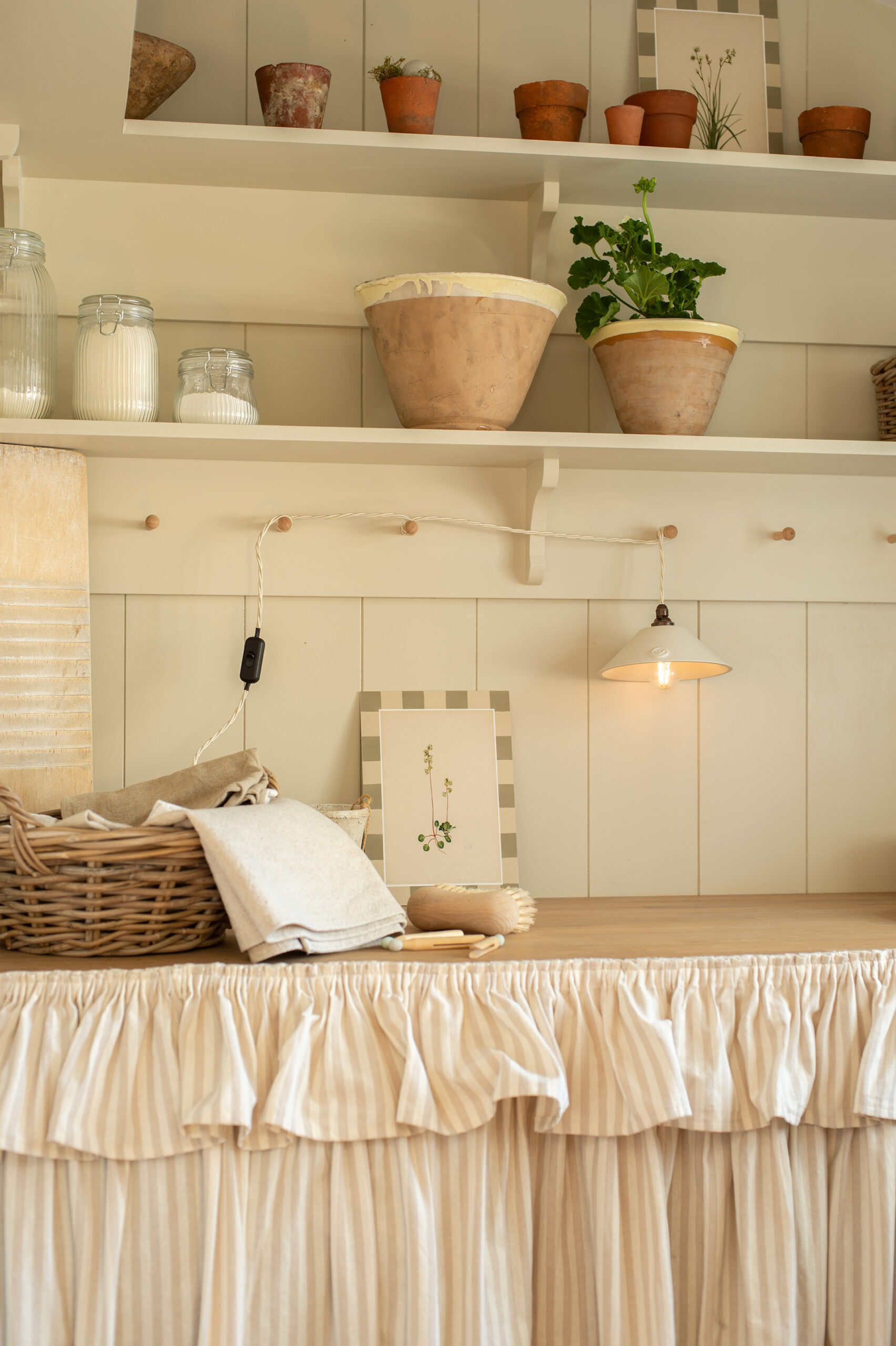 Amy-Farmview-pantry-plug-in